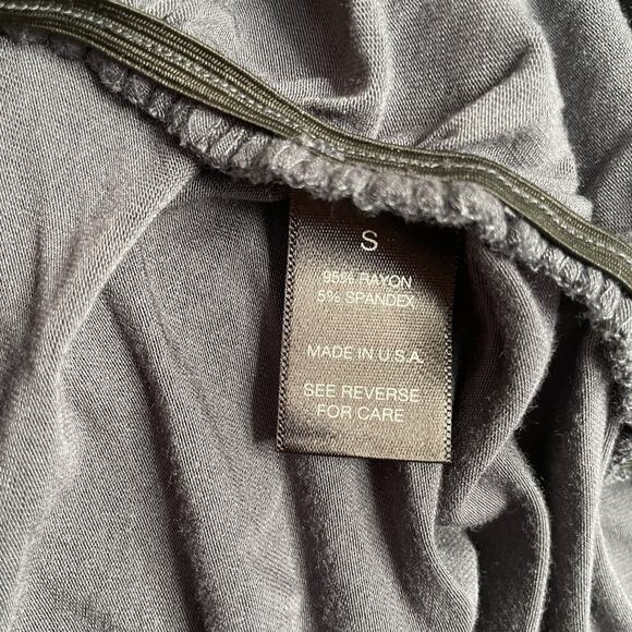 NEW BKE Buckle Club Top Womens Small Ruched Keyhole Long Sleeve Stretch READ - Picture 7 of 9